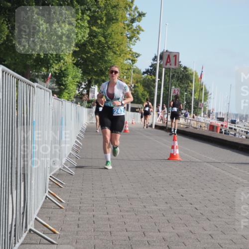17.08.2025 - KN Förde Triathlon 2025 KatJ http://msf.ph/oto/8596104 17.08.2025 10:25:31 Laufen 242 meine-sportfotos.de