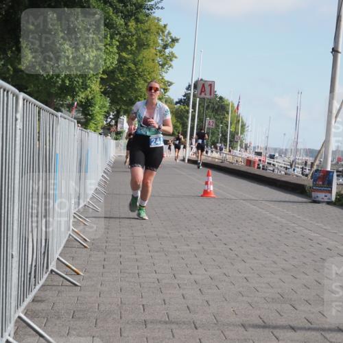 17.08.2025 - KN Förde Triathlon 2025 KatJ http://msf.ph/oto/8596134 17.08.2025 10:25:32 Laufen 242, 244 meine-sportfotos.de