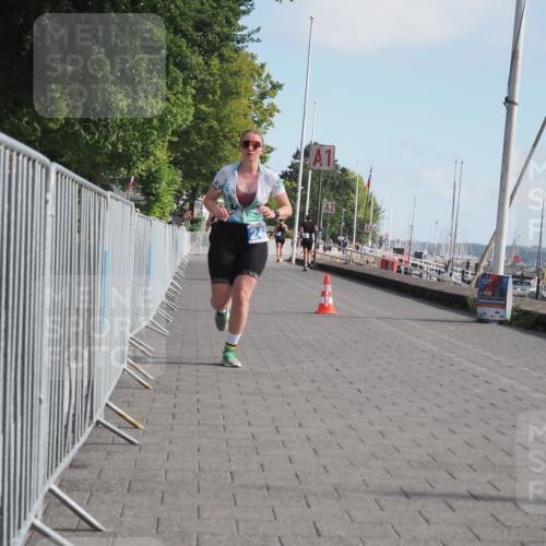 17.08.2025 - KN Förde Triathlon 2025 KatJ http://msf.ph/oto/8596156 17.08.2025 10:25:33 Laufen 242, 244 meine-sportfotos.de