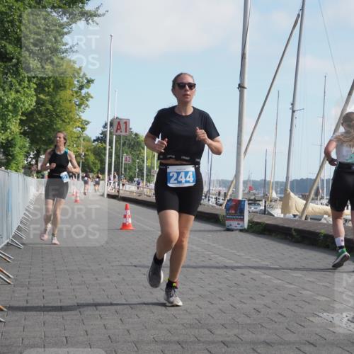 17.08.2025 - KN Förde Triathlon 2025 KatJ http://msf.ph/oto/8596206 17.08.2025 10:25:41 Laufen 218, 244 meine-sportfotos.de