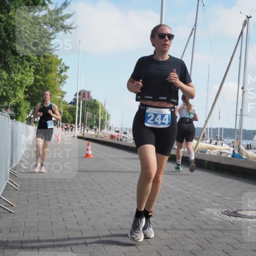 17.08.2025 - KN Förde Triathlon 2025 KatJ http://msf.ph/oto/8596241 17.08.2025 10:25:41 Laufen 218, 244 meine-sportfotos.de