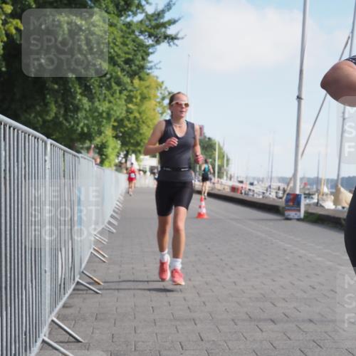 17.08.2025 - KN Förde Triathlon 2025 KatJ http://msf.ph/oto/8596372 17.08.2025 10:25:59 Laufen 152, 204 meine-sportfotos.de
