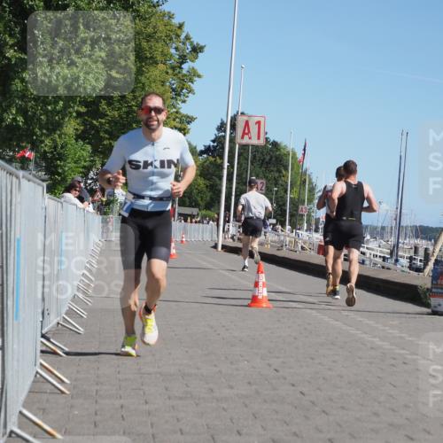 17.08.2025 - KN Förde Triathlon 2025 KatJ http://msf.ph/oto/8596379 17.08.2025 11:44:09 Laufen 307 meine-sportfotos.de