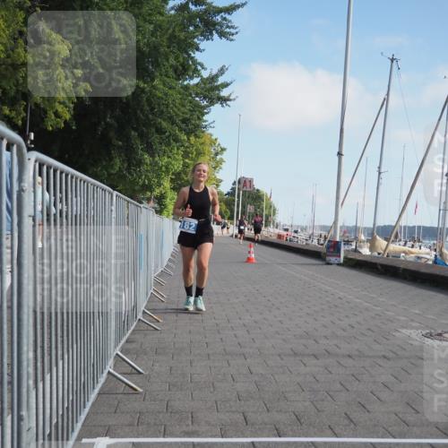 17.08.2025 - KN Förde Triathlon 2025 KatJ http://msf.ph/oto/8596466 17.08.2025 10:26:13 Laufen 146, 172, 182 meine-sportfotos.de