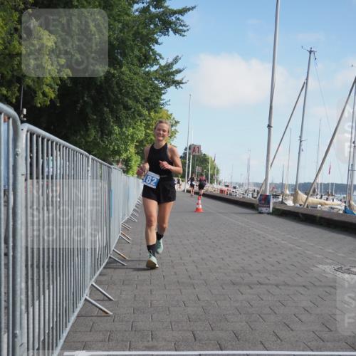17.08.2025 - KN Förde Triathlon 2025 KatJ http://msf.ph/oto/8596482 17.08.2025 10:26:14 Laufen 146, 172, 182 meine-sportfotos.de