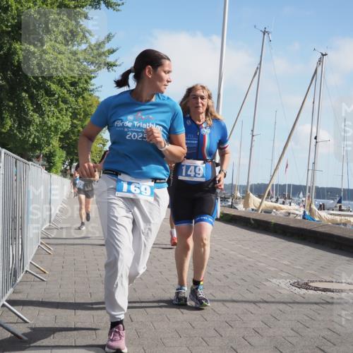 17.08.2025 - KN Förde Triathlon 2025 KatJ http://msf.ph/oto/8596857 17.08.2025 10:26:45 Laufen 102, 127, 149, 169, 184 meine-sportfotos.de