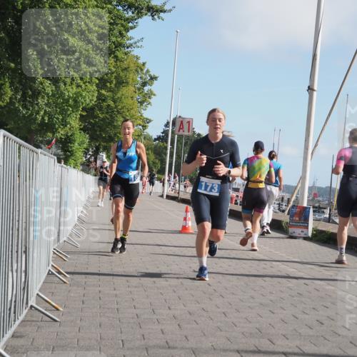 17.08.2025 - KN Förde Triathlon 2025 KatJ http://msf.ph/oto/8597001 17.08.2025 10:26:55 Laufen 173, 180, 211 meine-sportfotos.de