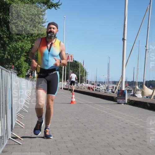 17.08.2025 - KN Förde Triathlon 2025 KatJ http://msf.ph/oto/8597365 17.08.2025 11:45:58 Laufen 303, 310 meine-sportfotos.de