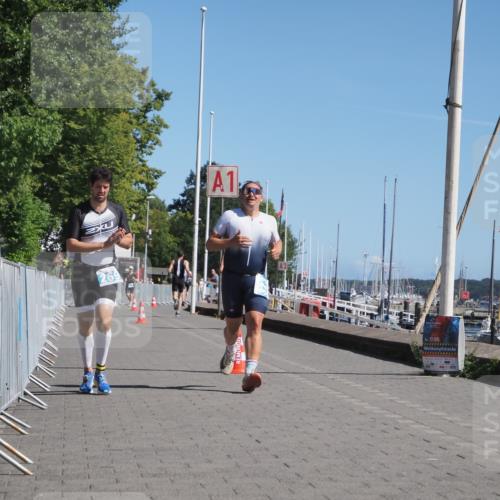 17.08.2025 - KN Förde Triathlon 2025 KatJ http://msf.ph/oto/8597425 17.08.2025 11:46:13 Laufen 269, 323 meine-sportfotos.de
