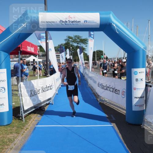 17.08.2025 - KN Förde Triathlon 2025 MichiJ http://msf.ph/oto/8597617 17.08.2025 12:08:02 Laufen 303 meine-sportfotos.de