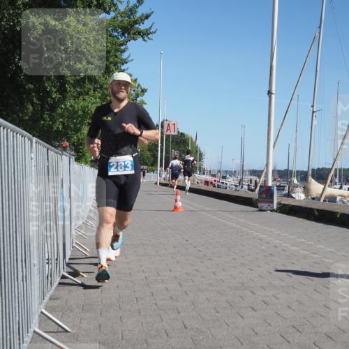 17.08.2025 - KN Förde Triathlon 2025 KatJ http://msf.ph/oto/8597685 17.08.2025 11:46:30 Laufen 265, 283 meine-sportfotos.de