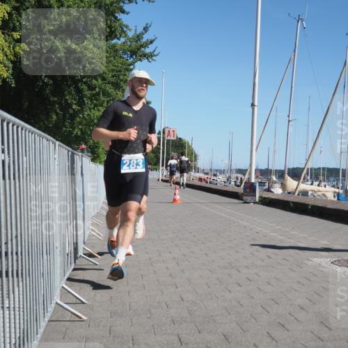 17.08.2025 - KN Förde Triathlon 2025 KatJ http://msf.ph/oto/8597696 17.08.2025 11:46:31 Laufen 265, 283 meine-sportfotos.de