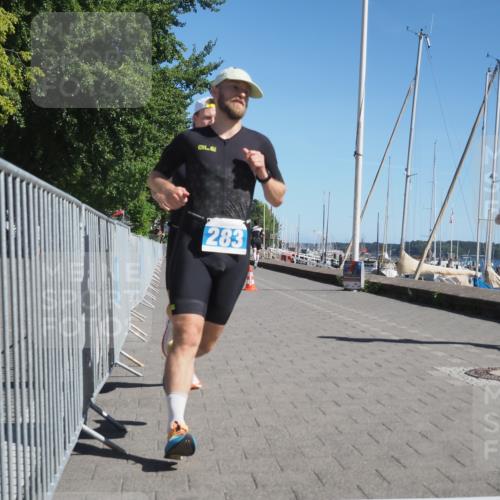 17.08.2025 - KN Förde Triathlon 2025 KatJ http://msf.ph/oto/8597712 17.08.2025 11:46:31 Laufen 265, 283 meine-sportfotos.de