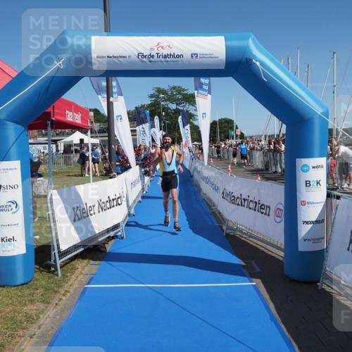 17.08.2025 - KN Förde Triathlon 2025 MichiJ http://msf.ph/oto/8597714 17.08.2025 12:08:11 Laufen 310, 319 meine-sportfotos.de