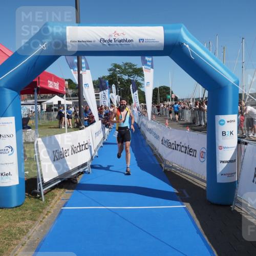 17.08.2025 - KN Förde Triathlon 2025 MichiJ http://msf.ph/oto/8597717 17.08.2025 12:08:12 Laufen 310, 319 meine-sportfotos.de