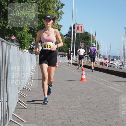 17.08.2025 - KN Förde Triathlon 2025 KatJ http://msf.ph/oto/8598129 17.08.2025 11:47:54 Laufen 615 meine-sportfotos.de