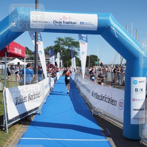 17.08.2025 - KN Förde Triathlon 2025 MichiJ http://msf.ph/oto/8598153 17.08.2025 12:11:31 Laufen 358 meine-sportfotos.de