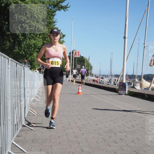17.08.2025 - KN Förde Triathlon 2025 KatJ http://msf.ph/oto/8598168 17.08.2025 11:47:55 Laufen 615 meine-sportfotos.de
