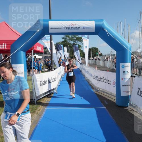 17.08.2025 - KN Förde Triathlon 2025 MichiJ http://msf.ph/oto/8598320 17.08.2025 10:45:47 Laufen 169, 208 meine-sportfotos.de