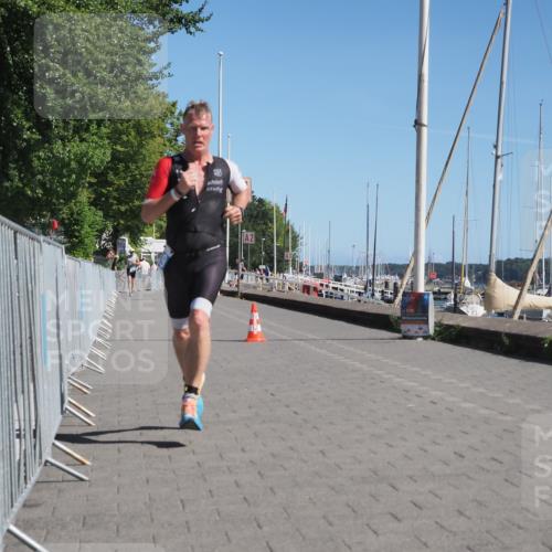 17.08.2025 - KN Förde Triathlon 2025 KatJ http://msf.ph/oto/8598645 17.08.2025 11:49:24 Laufen 389 meine-sportfotos.de