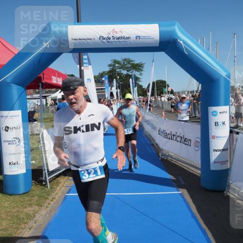 17.08.2025 - KN Förde Triathlon 2025 MichiJ http://msf.ph/oto/8598821 17.08.2025 12:12:44 Laufen 321, 340 meine-sportfotos.de