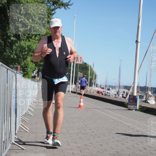 17.08.2025 - KN Förde Triathlon 2025 KatJ http://msf.ph/oto/8598915 17.08.2025 11:50:06 Laufen 294, 358 meine-sportfotos.de