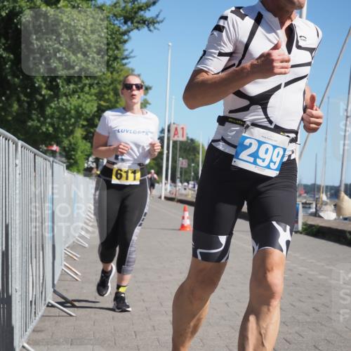 17.08.2025 - KN Förde Triathlon 2025 KatJ http://msf.ph/oto/8599036 17.08.2025 11:50:35 Laufen 299, 611 meine-sportfotos.de