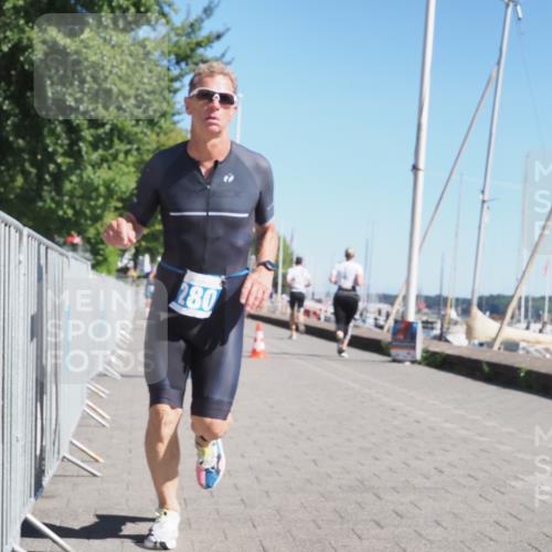 17.08.2025 - KN Förde Triathlon 2025 KatJ http://msf.ph/oto/8599128 17.08.2025 11:50:47 Laufen 272, 280, 306, 604 meine-sportfotos.de
