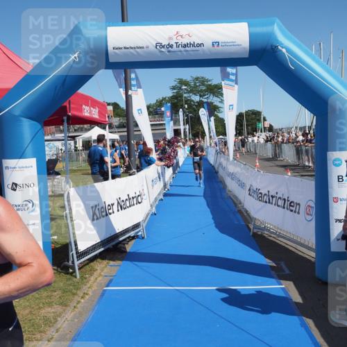 17.08.2025 - KN Förde Triathlon 2025 MichiJ http://msf.ph/oto/8599146 17.08.2025 12:13:39 Laufen 282, 324 meine-sportfotos.de