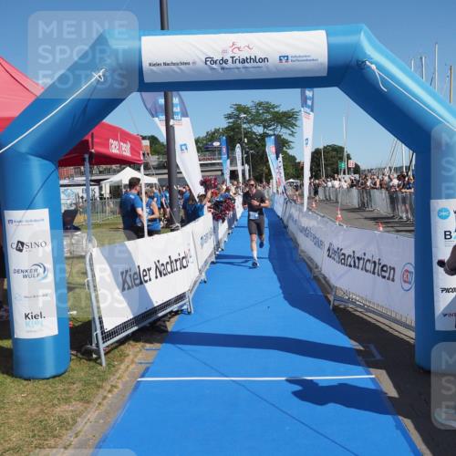 17.08.2025 - KN Förde Triathlon 2025 MichiJ http://msf.ph/oto/8599160 17.08.2025 12:13:40 Laufen 282, 324 meine-sportfotos.de