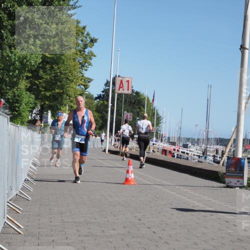 17.08.2025 - KN Förde Triathlon 2025 KatJ http://msf.ph/oto/8599179 17.08.2025 11:50:51 Laufen 272, 304, 604, 605 meine-sportfotos.de