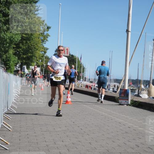 17.08.2025 - KN Förde Triathlon 2025 KatJ http://msf.ph/oto/8599287 17.08.2025 11:51:09 Laufen 296, 608 meine-sportfotos.de