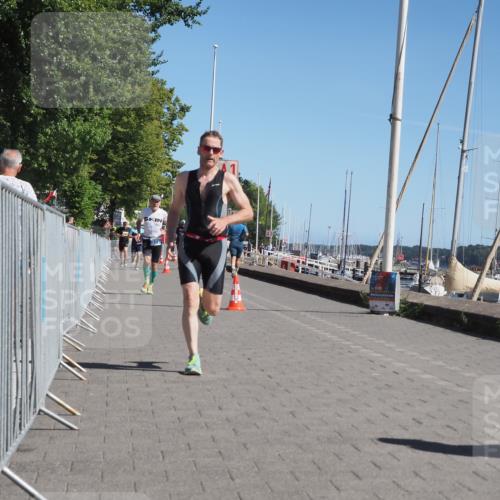 17.08.2025 - KN Förde Triathlon 2025 KatJ http://msf.ph/oto/8599371 17.08.2025 11:51:14 Laufen 296, 321, 608 meine-sportfotos.de