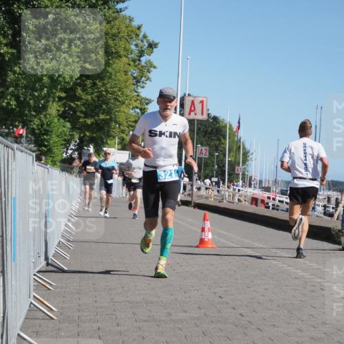17.08.2025 - KN Förde Triathlon 2025 KatJ http://msf.ph/oto/8599391 17.08.2025 11:51:18 Laufen 296, 321, 643 meine-sportfotos.de