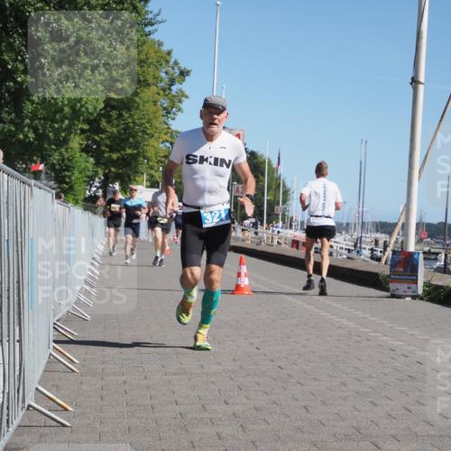 17.08.2025 - KN Förde Triathlon 2025 KatJ http://msf.ph/oto/8599411 17.08.2025 11:51:19 Laufen 296, 321, 331, 643 meine-sportfotos.de