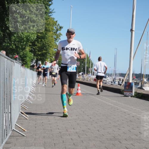 17.08.2025 - KN Förde Triathlon 2025 KatJ http://msf.ph/oto/8599419 17.08.2025 11:51:19 Laufen 296, 321, 331, 643 meine-sportfotos.de