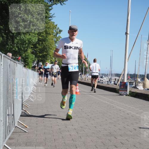 17.08.2025 - KN Förde Triathlon 2025 KatJ http://msf.ph/oto/8599428 17.08.2025 11:51:19 Laufen 296, 321, 331, 643 meine-sportfotos.de