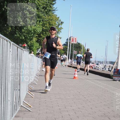 17.08.2025 - KN Förde Triathlon 2025 KatJ http://msf.ph/oto/8599695 17.08.2025 11:51:41 Laufen 273, 279, 387, 616 meine-sportfotos.de