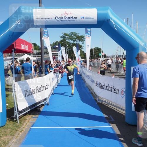 17.08.2025 - KN Förde Triathlon 2025 MichiJ http://msf.ph/oto/8599715 17.08.2025 12:15:11 Laufen 320, 343 meine-sportfotos.de