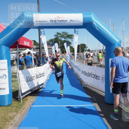 17.08.2025 - KN Förde Triathlon 2025 MichiJ http://msf.ph/oto/8599731 17.08.2025 12:15:11 Laufen 320, 343 meine-sportfotos.de