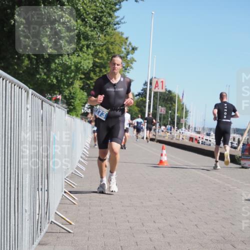 17.08.2025 - KN Förde Triathlon 2025 KatJ http://msf.ph/oto/8599810 17.08.2025 11:51:47 Laufen 271, 273, 316, 616 meine-sportfotos.de