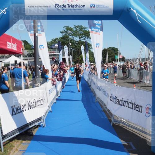 17.08.2025 - KN Förde Triathlon 2025 MichiJ http://msf.ph/oto/8599946 17.08.2025 12:15:39 Laufen 379, 612 meine-sportfotos.de