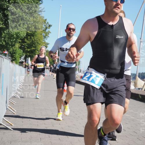 17.08.2025 - KN Förde Triathlon 2025 KatJ http://msf.ph/oto/8599963 17.08.2025 11:51:56 Laufen 271, 278, 281, 307, 316, 632, 642 meine-sportfotos.de