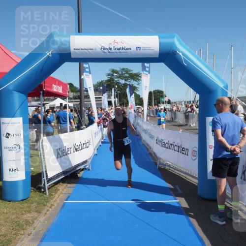 17.08.2025 - KN Förde Triathlon 2025 MichiJ http://msf.ph/oto/8599995 17.08.2025 12:15:41 Laufen 379, 612 meine-sportfotos.de