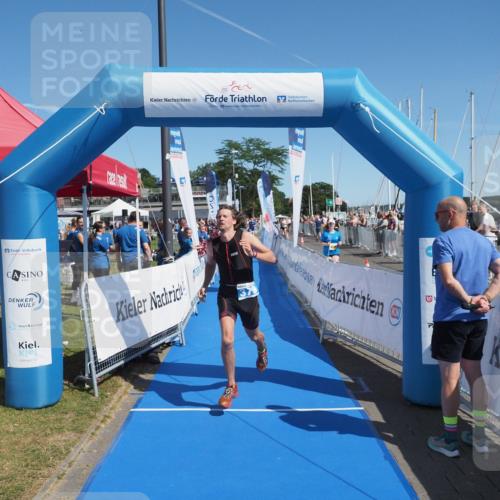 17.08.2025 - KN Förde Triathlon 2025 MichiJ http://msf.ph/oto/8599997 17.08.2025 12:15:41 Laufen 379, 612 meine-sportfotos.de