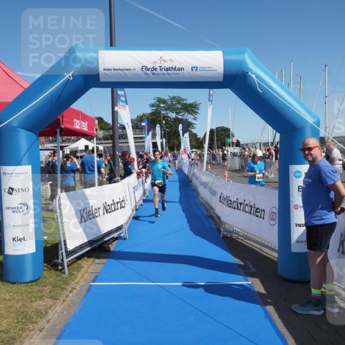 17.08.2025 - KN Förde Triathlon 2025 MichiJ http://msf.ph/oto/8600039 17.08.2025 12:15:43 Laufen 379, 612 meine-sportfotos.de
