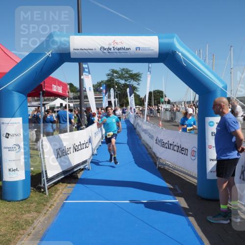 17.08.2025 - KN Förde Triathlon 2025 MichiJ http://msf.ph/oto/8600050 17.08.2025 12:15:43 Laufen 379, 612 meine-sportfotos.de