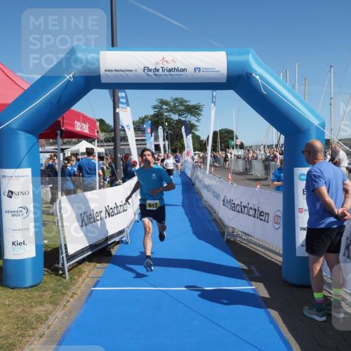 17.08.2025 - KN Förde Triathlon 2025 MichiJ http://msf.ph/oto/8600061 17.08.2025 12:15:44 Laufen 379, 612 meine-sportfotos.de