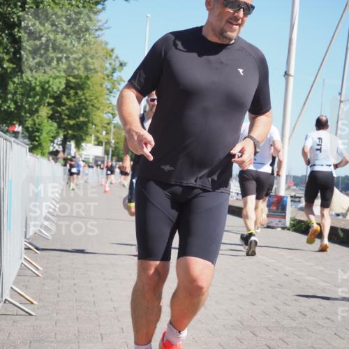 17.08.2025 - KN Förde Triathlon 2025 KatJ http://msf.ph/oto/8600089 17.08.2025 11:52:02 Laufen 278, 281 meine-sportfotos.de