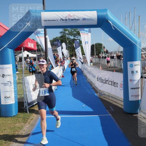 17.08.2025 - KN Förde Triathlon 2025 MichiJ http://msf.ph/oto/8600247 17.08.2025 10:47:04 Laufen 201, 212 meine-sportfotos.de